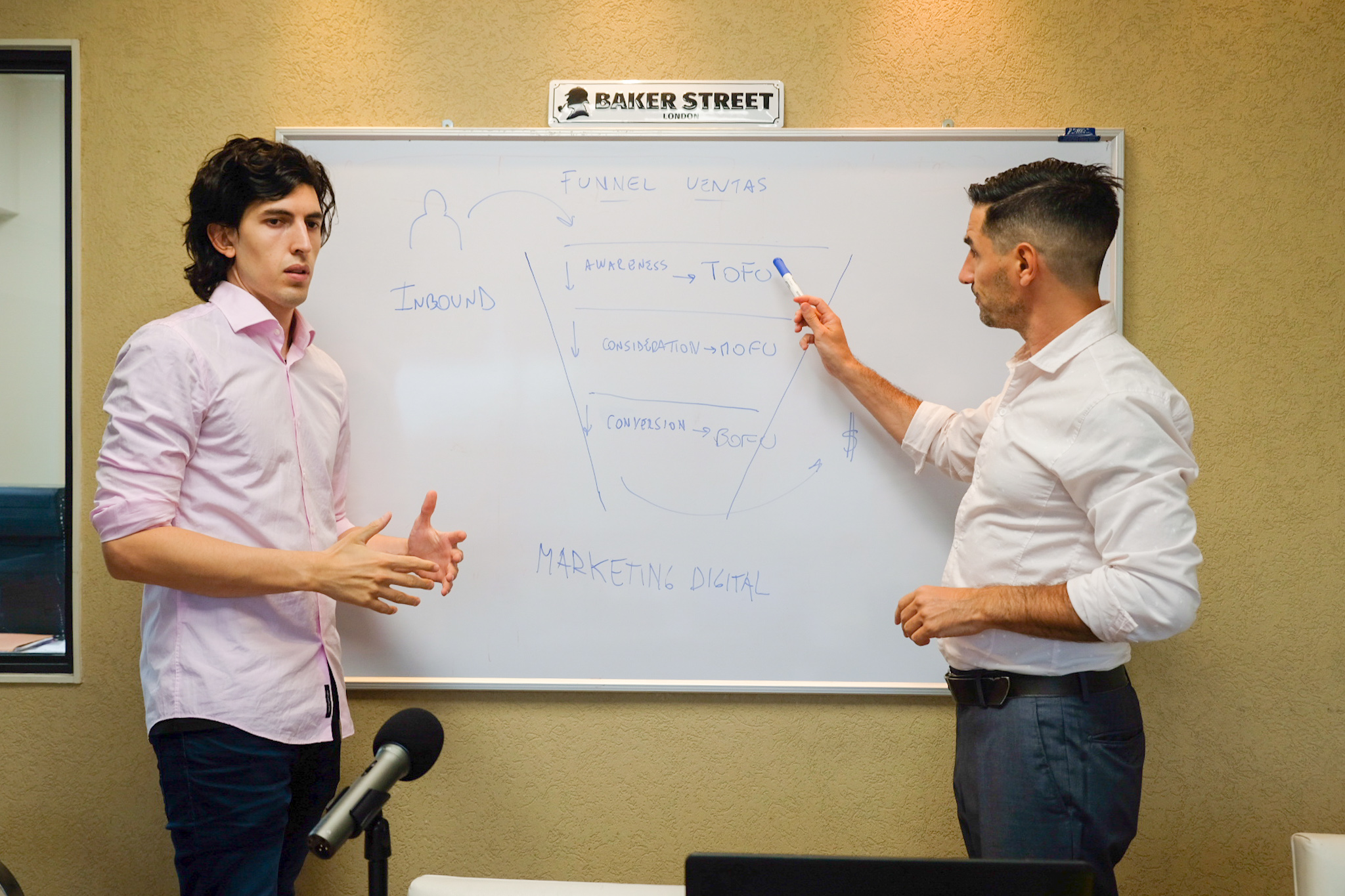 Innovate: Biwan y Escobar capacitaron a más de 220 emprendedores en marketing digital